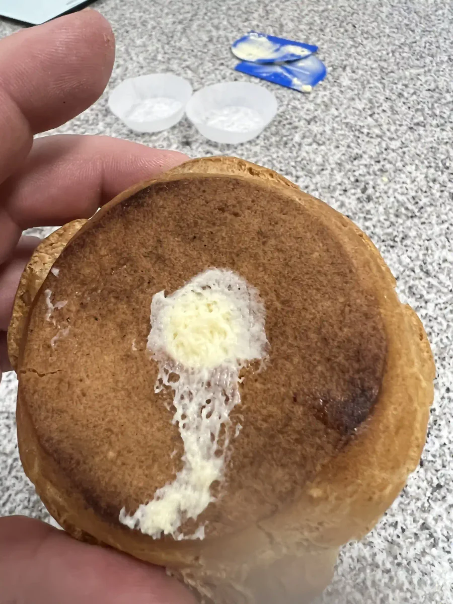 Filled choux bun