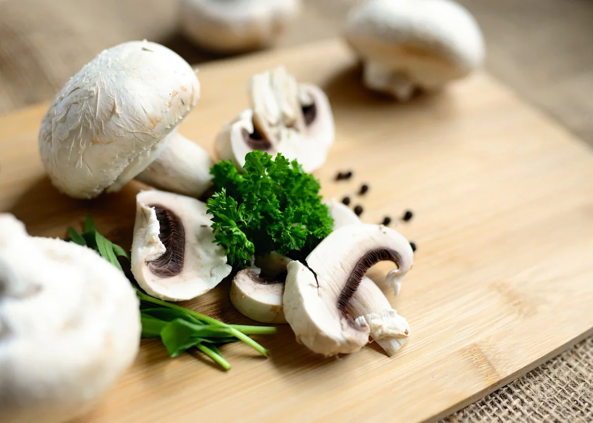 Champignons émincés sautés à l’ail et au persil