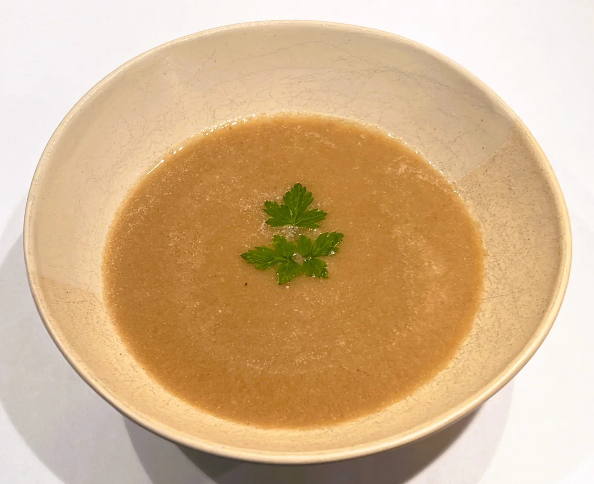 Pilzsuppe mit Miso: erdige Aromen und ein Hauch Umami