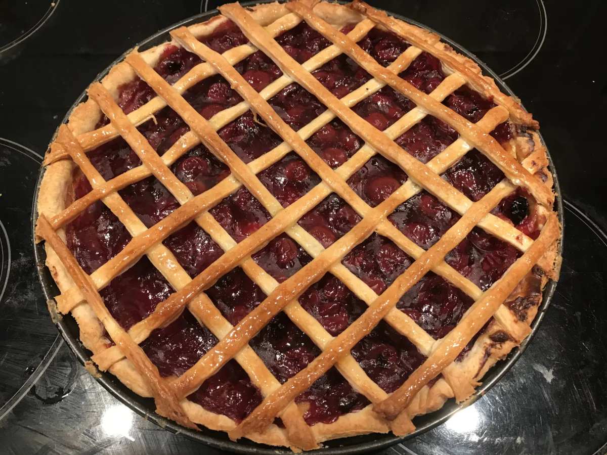 Grandmother’s sour cherry tart