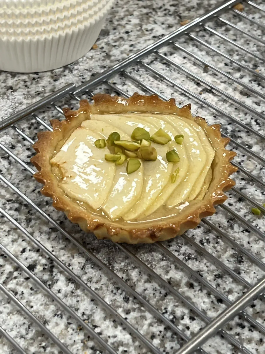 Finished apple pastries