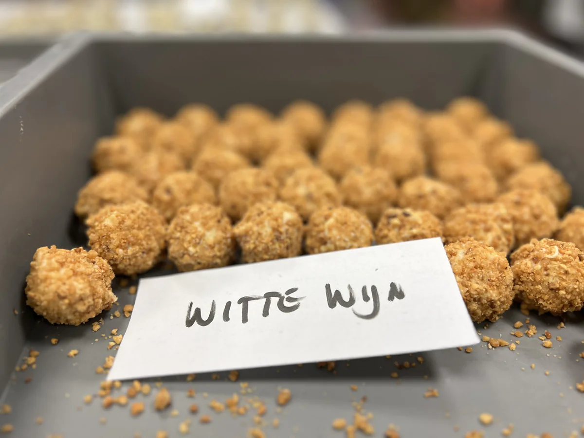 Truffles with white wine ganache