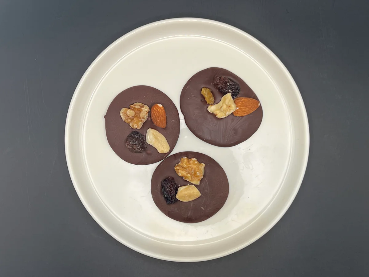 Studentenhaver met fondant chocolade en Kardemon