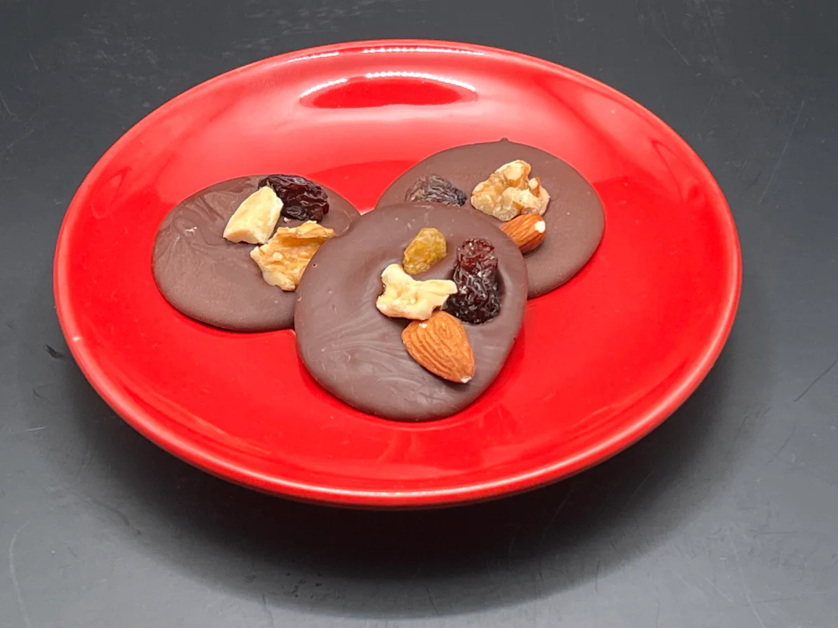 Studentenhaver met melkchocolade en een vleugje amaretto