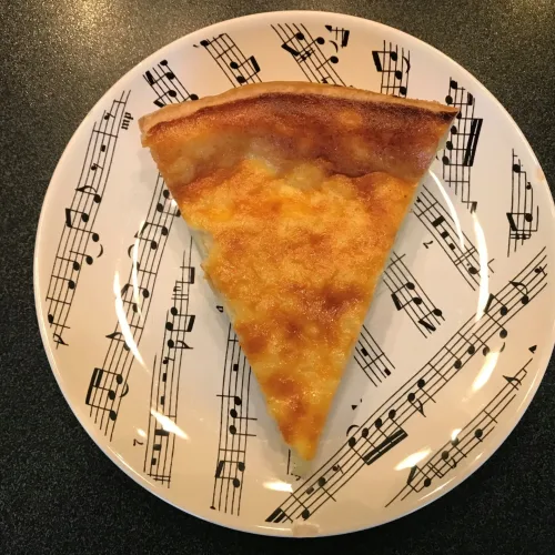 Vers gebakken Belgische rijsttaart