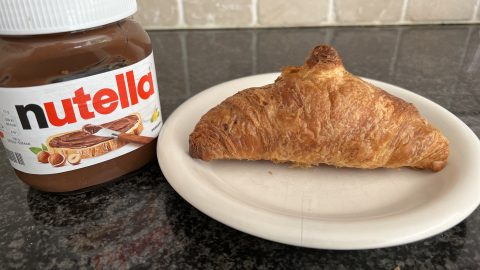 Croissant mit Nutella
