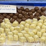 Pralines met limoen en pistache