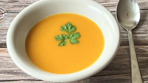 pompoensoep met gember en sinaasappel, kruidige pompoensoep, pompoensoep met citrus