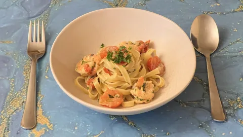 Tagliatelle met blauwe schimmelkaas en kerstomaten - 45g
